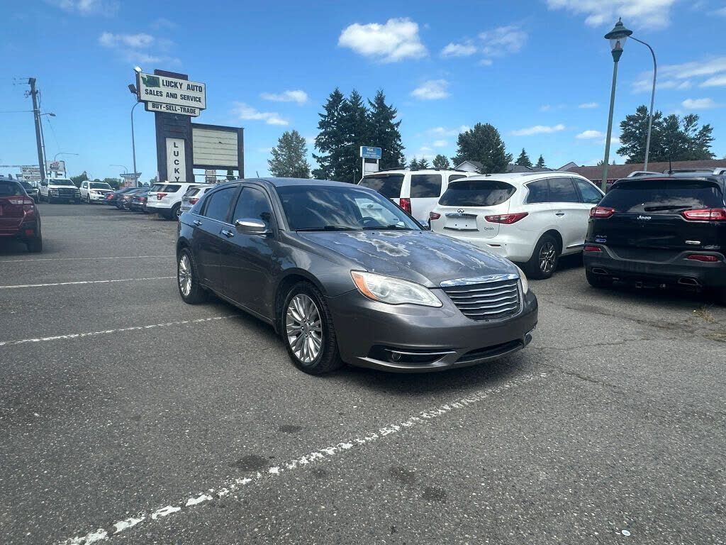 2012 CHRYSLER 200