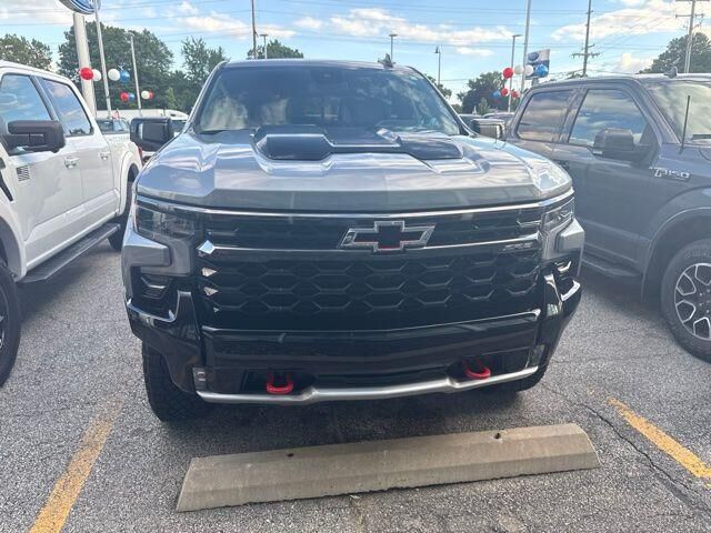 2023 CHEVROLET Silverado