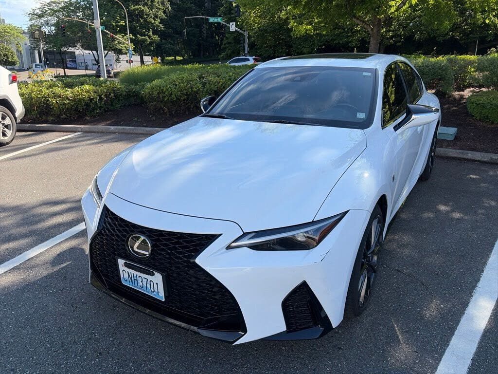 2024 LEXUS IS