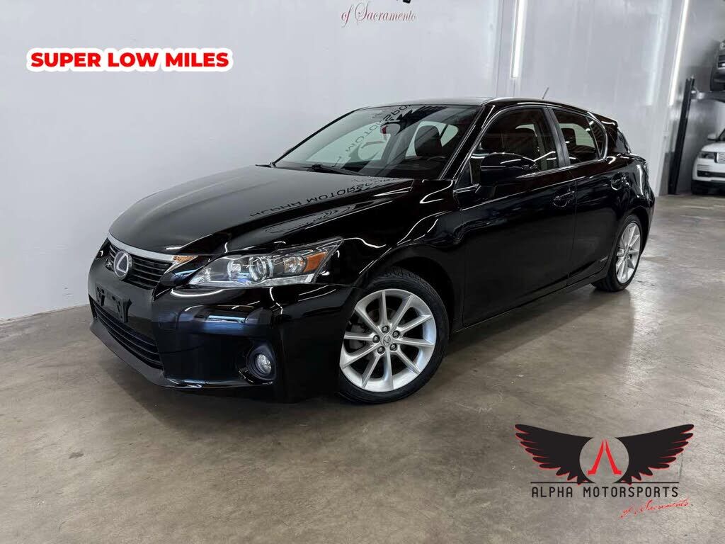 2013 LEXUS CT