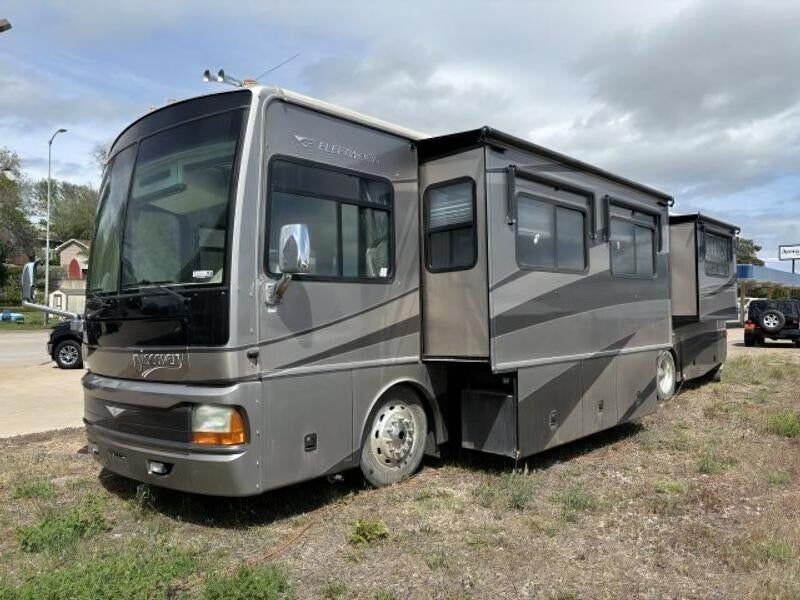 2005 FREIGHTLINER XC Chassis