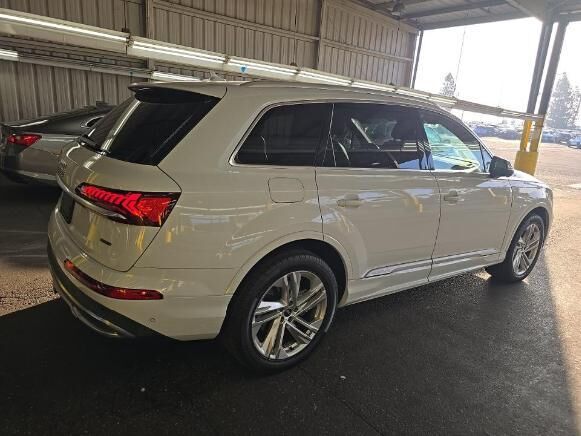 2021 Audi Q7