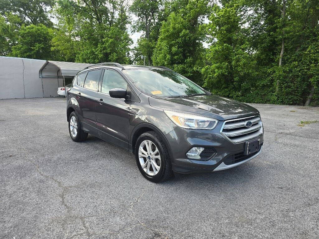 2018 FORD Escape