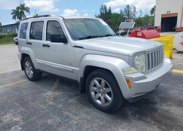 2012 JEEP Liberty