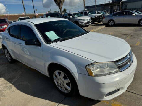 2014 DODGE Avenger