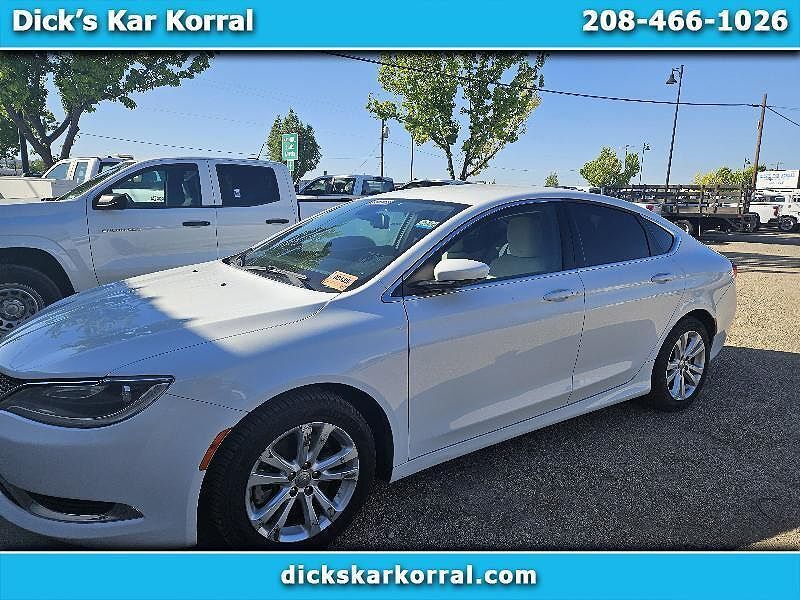 2015 CHRYSLER 200