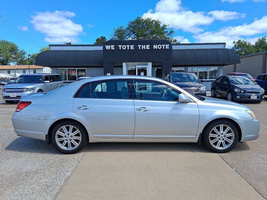 2006 TOYOTA Avalon