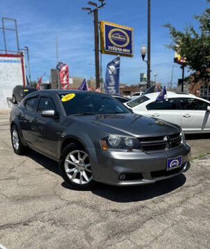 2013 DODGE Avenger