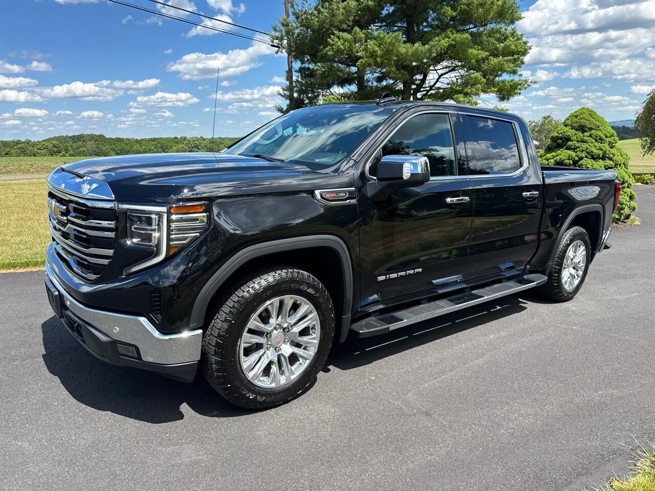 2023 GMC Sierra