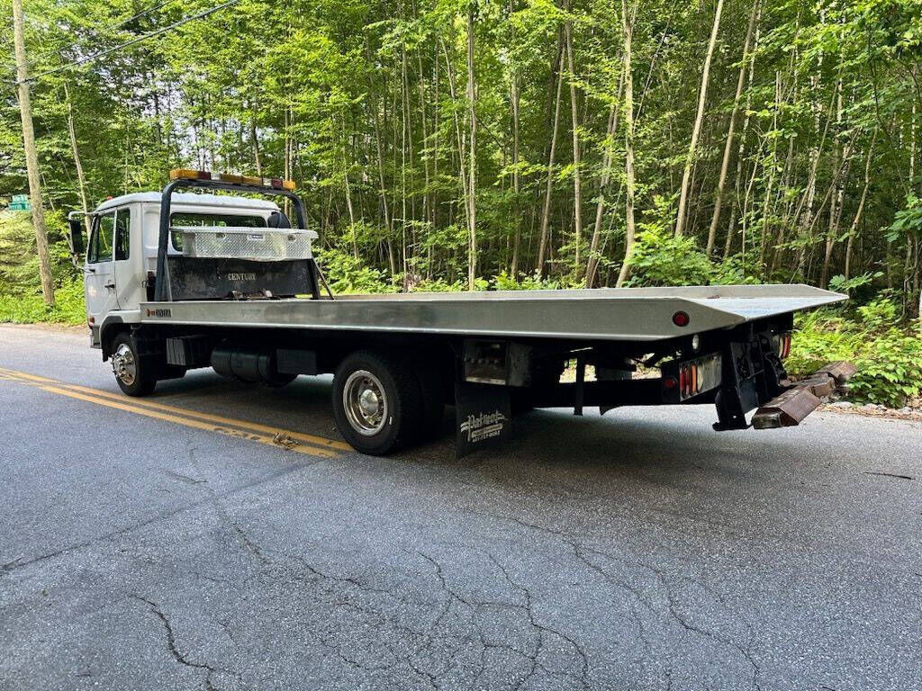 2005 UD UD2300