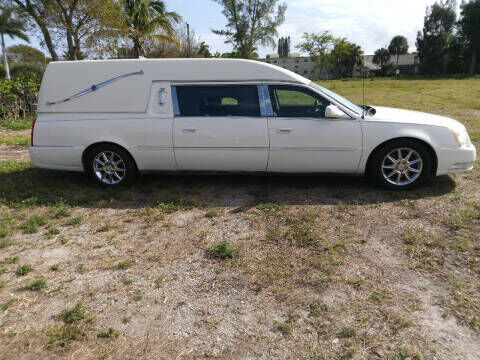 2011 CADILLAC Professional Chassis
