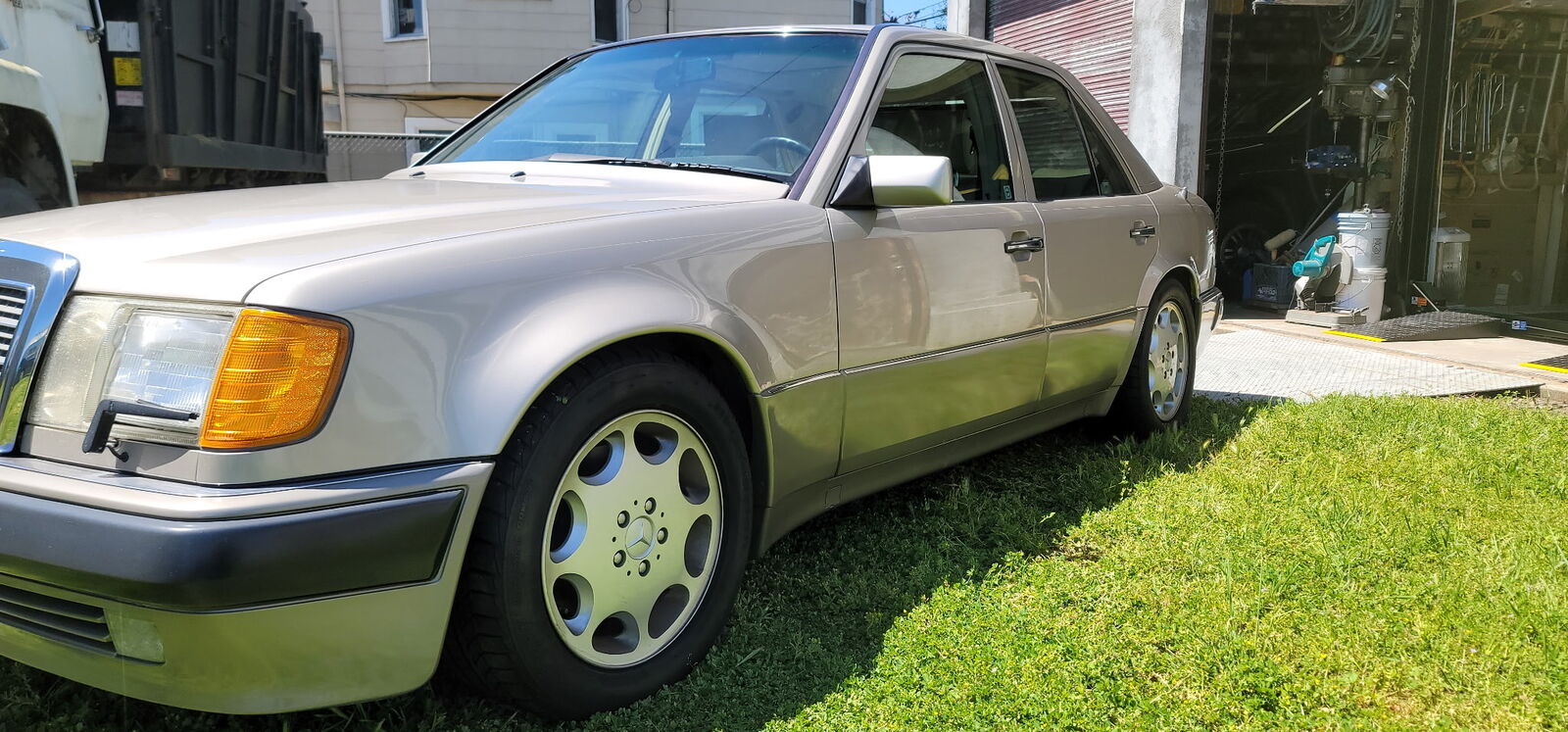 Mercedes-Benz 500