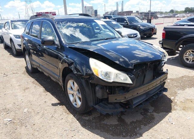 2014 SUBARU Outback