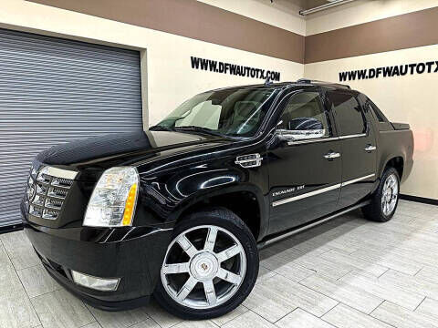 2011 CADILLAC Escalade
