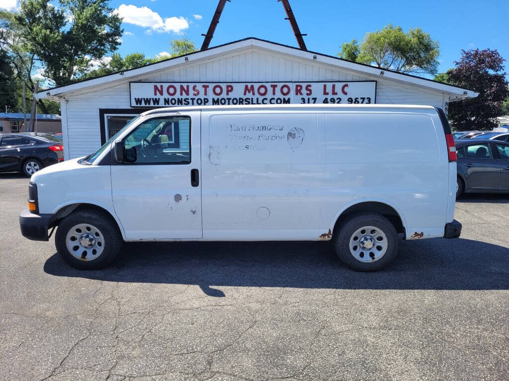 2010 CHEVROLET Express