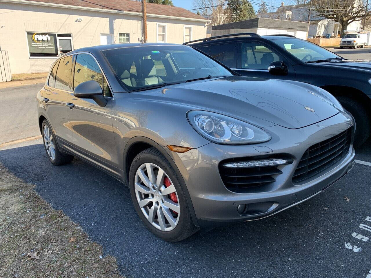 2011 PORSCHE Cayenne