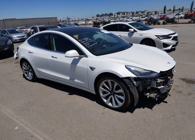 2020 TESLA Model 3