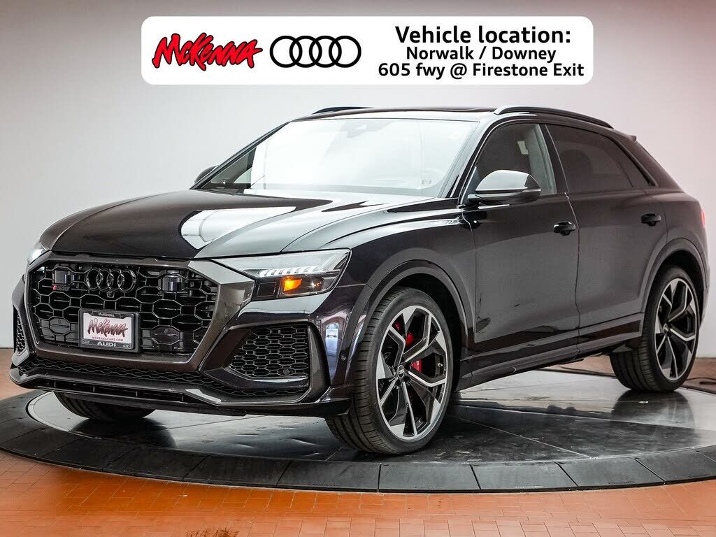 2020 AUDI Q8