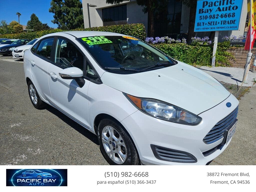 2015 FORD Fiesta