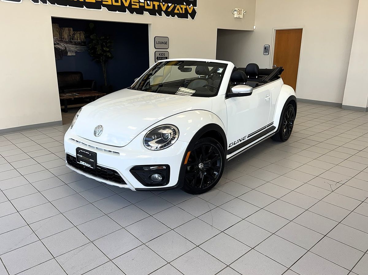 2017 VOLKSWAGEN Beetle