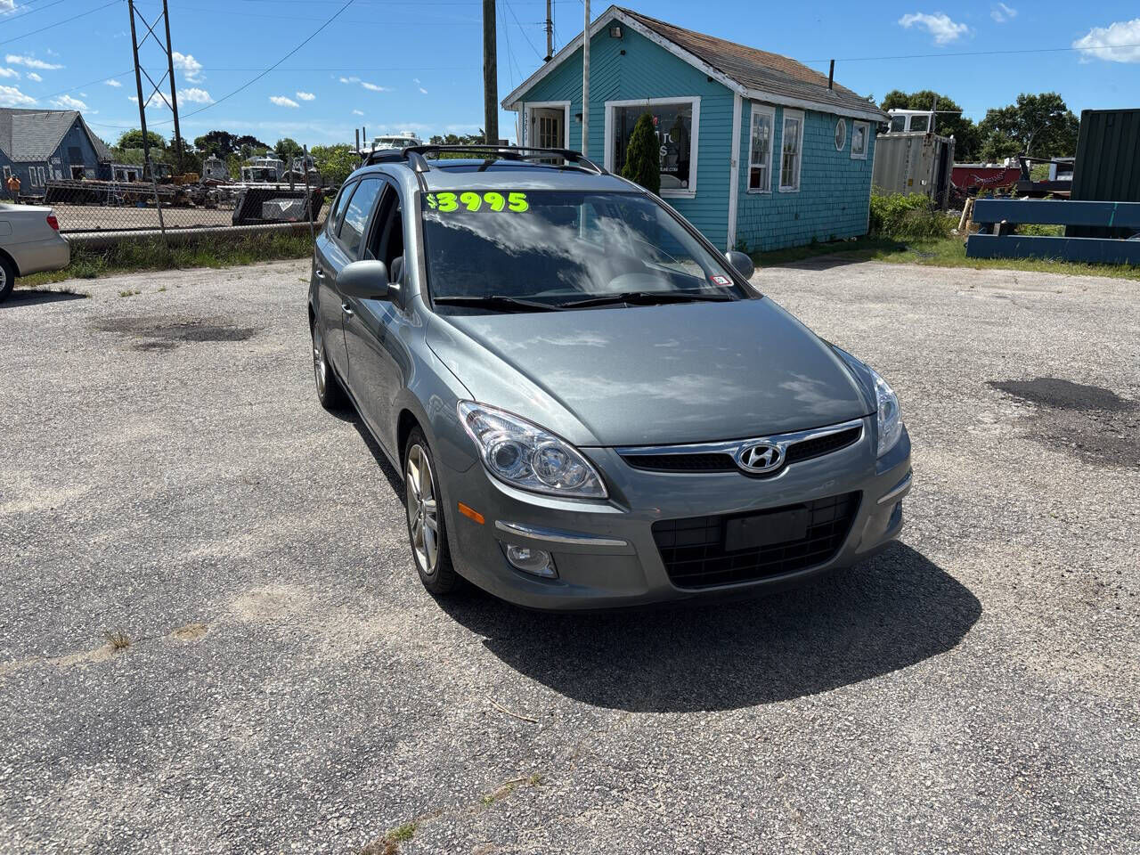 2010 HYUNDAI Elantra Touring