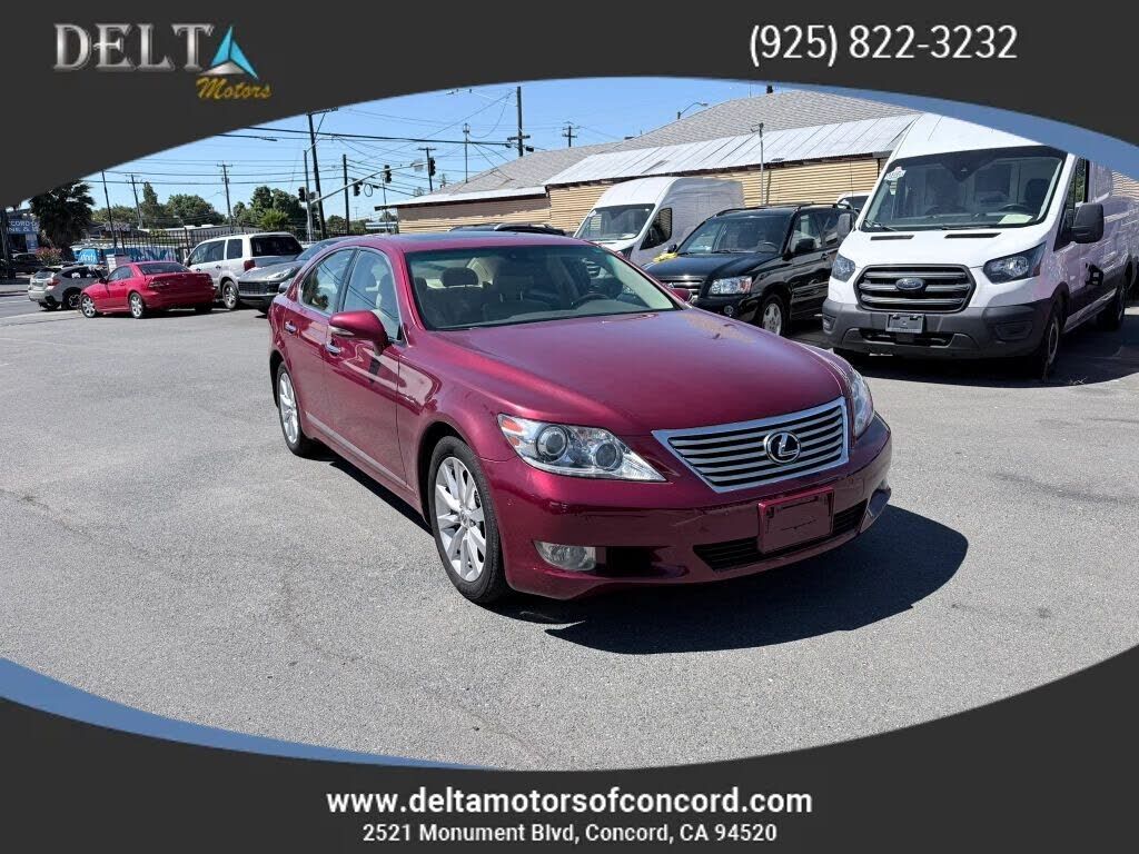 2011 LEXUS LS