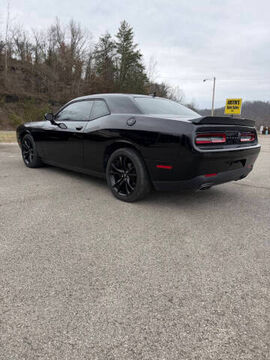 2017 DODGE Challenger