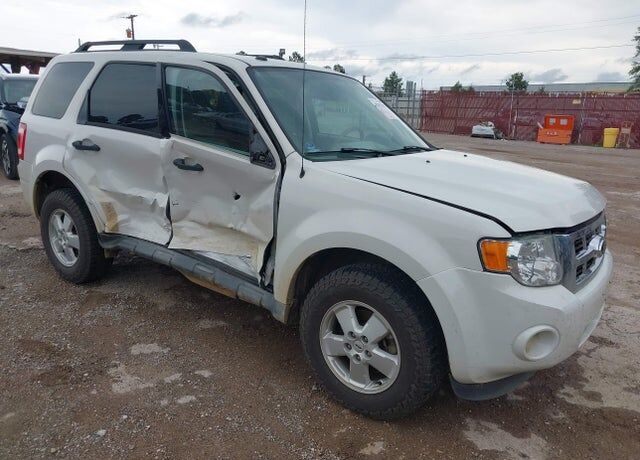 2012 FORD Escape