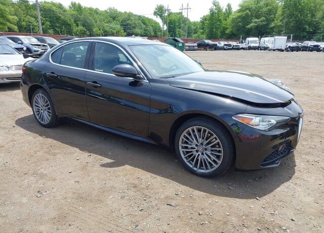 2017 ALFA ROMEO Giulia