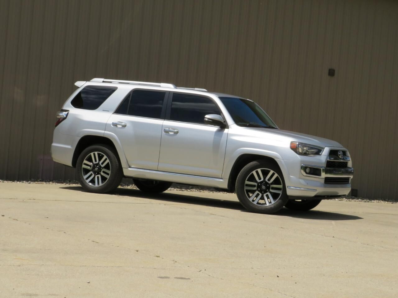 2016 TOYOTA 4-Runner
