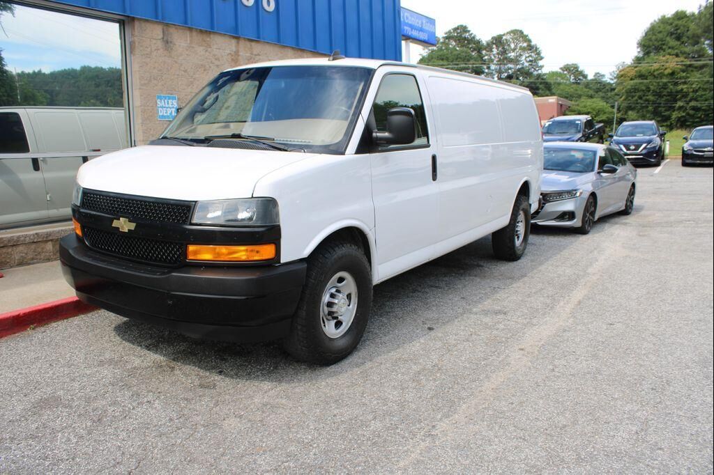 2021 CHEVROLET Express