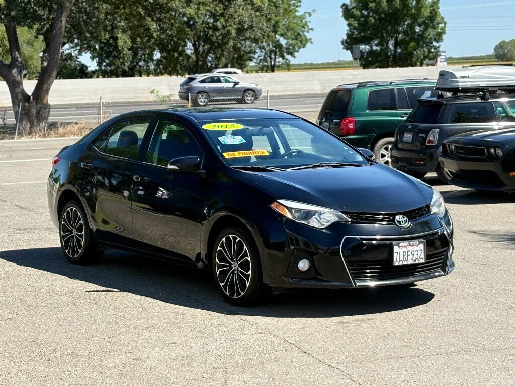 2015 TOYOTA Corolla