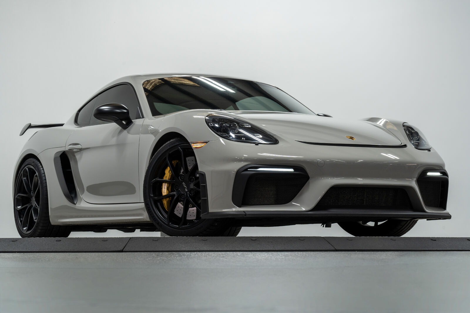 2020 PORSCHE 718