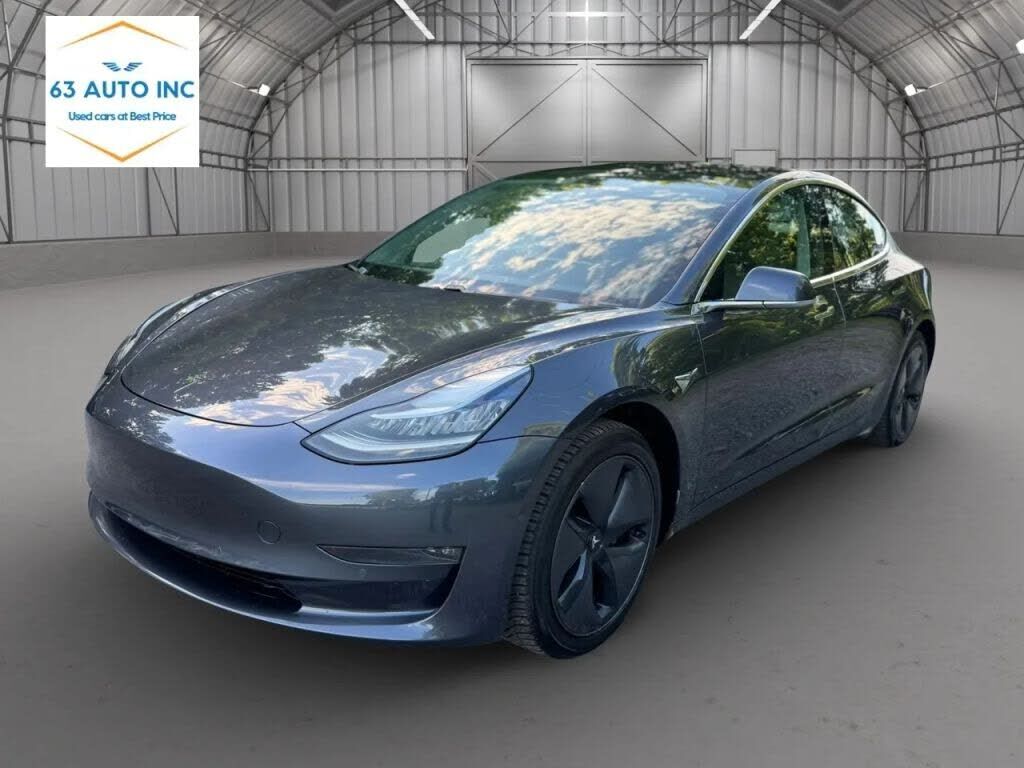 2018 TESLA Model 3