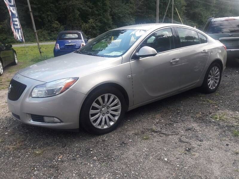 2011 BUICK Regal