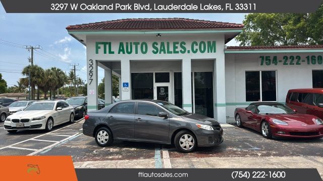 2011 TOYOTA Corolla