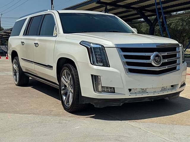 2015 CADILLAC Escalade