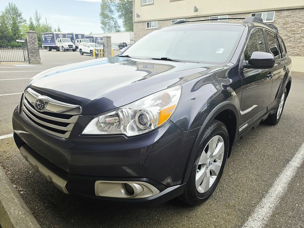 2012 SUBARU Outback