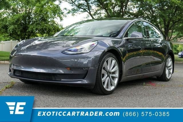 2018 TESLA Model 3