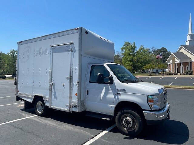 2016 FORD E-350