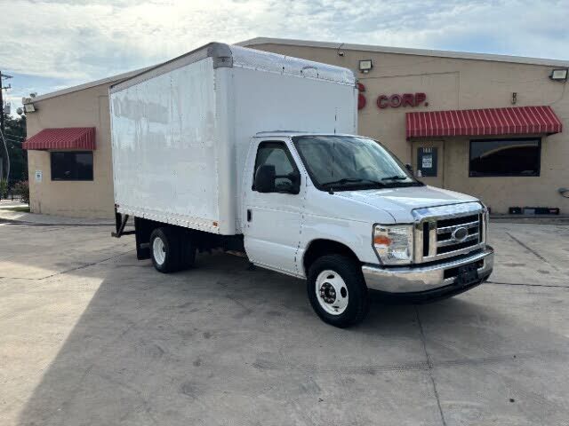 2016 FORD E-350