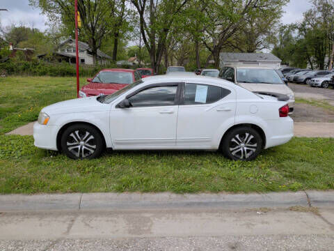 2012 DODGE Avenger