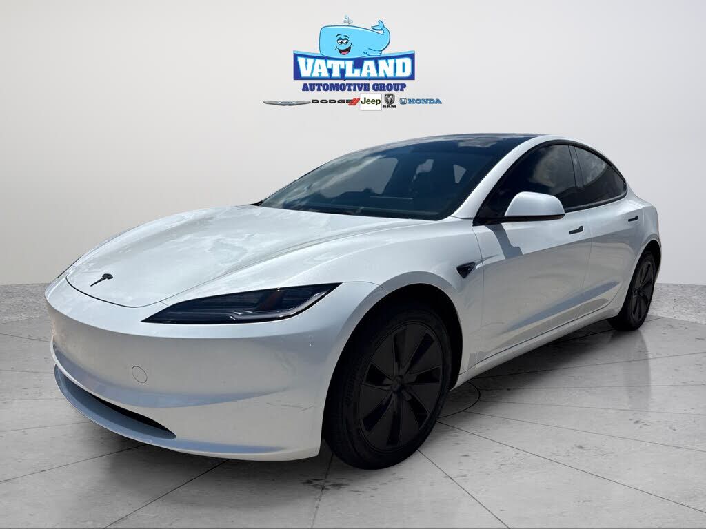 2025 TESLA Model 3