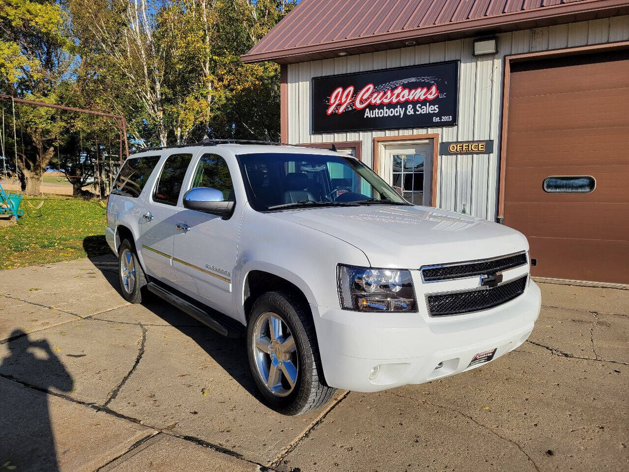 2013 CHEVROLET Suburban