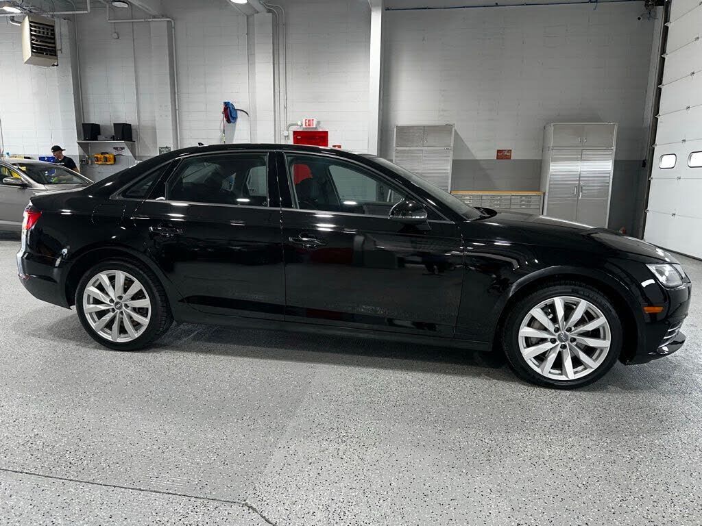 2017 Audi A4