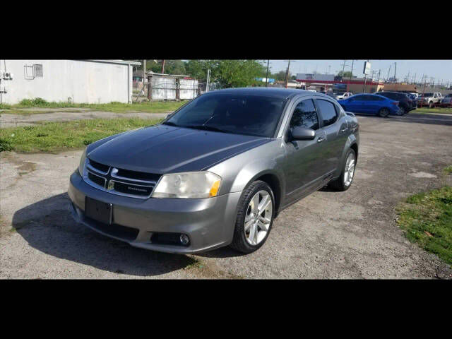 2011 DODGE Avenger