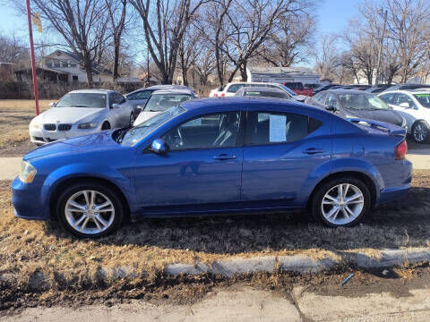 2013 DODGE Avenger