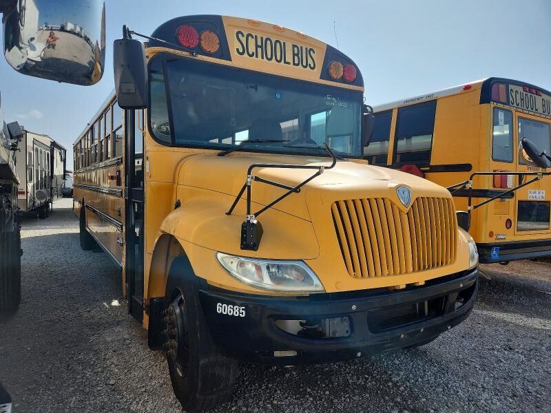 2014 IC BUS PB105