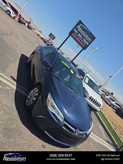 2015 TOYOTA Camry