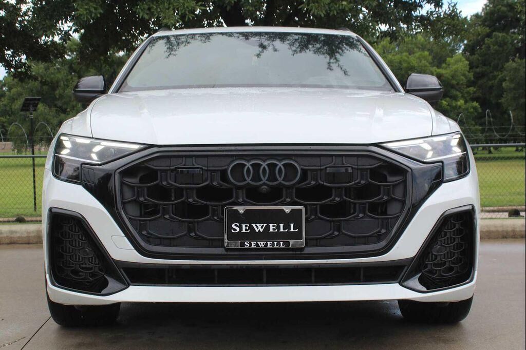 2024 Audi SQ8